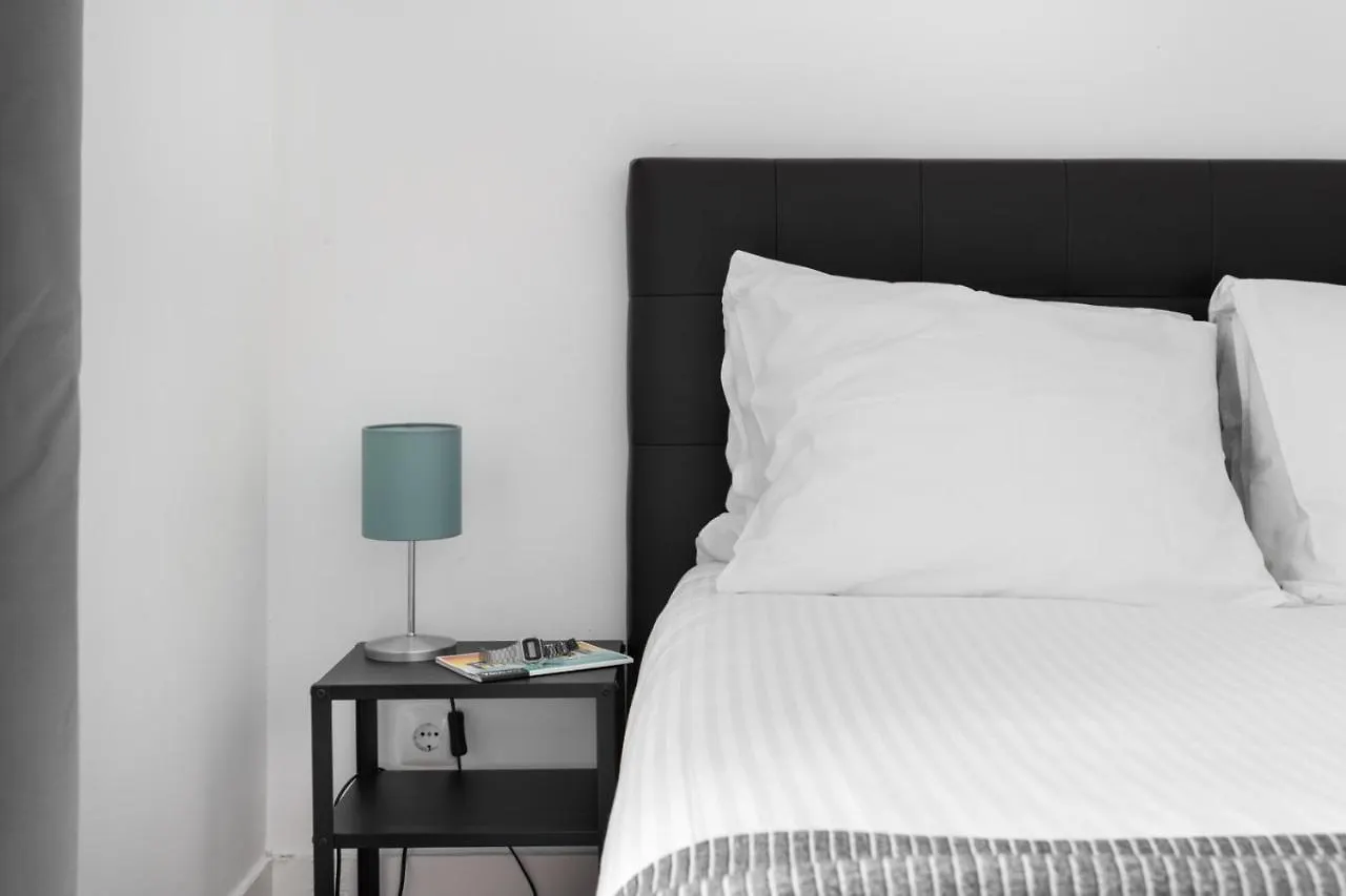 شقة Lisboa  في Altido Stunning 4Br Apt With Terrace And Seaview In Alfama