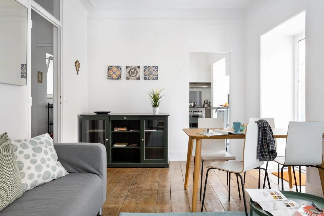 شقة Lisboa  في Altido Stunning 4Br Apt With Terrace And Seaview In Alfama 0*,